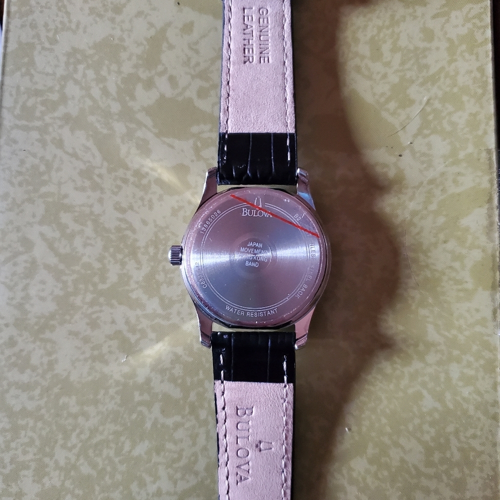 Women's Bulova Watch  NWOT - Picture 3 of 6